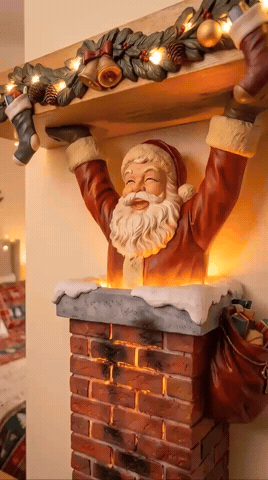 🎄 Christmas Character Wall Shelf – Festive Display for Ornaments & Collectibles